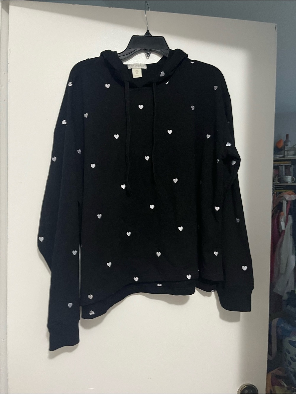 Black Heart-Print Hoodie Sweater - Women